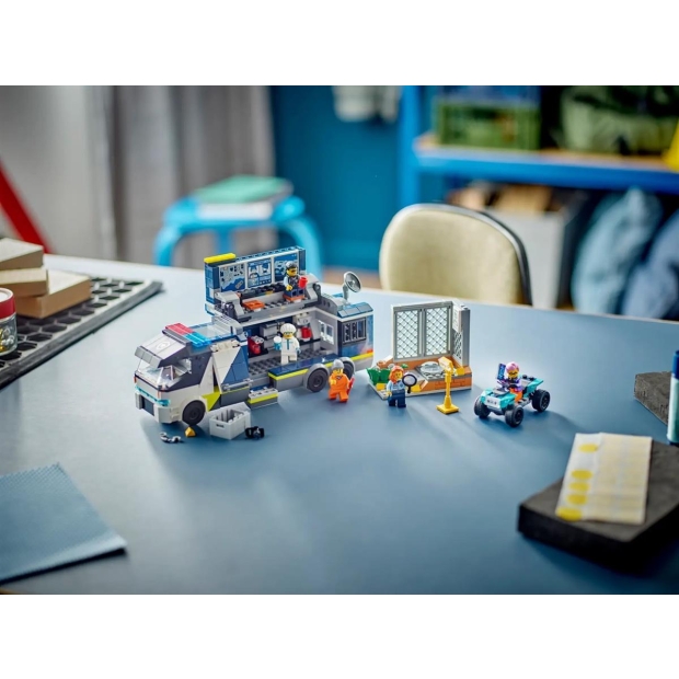 LEGO City 60418 Policyjna ciężarówka z laboratorium kryminalnym-8352937